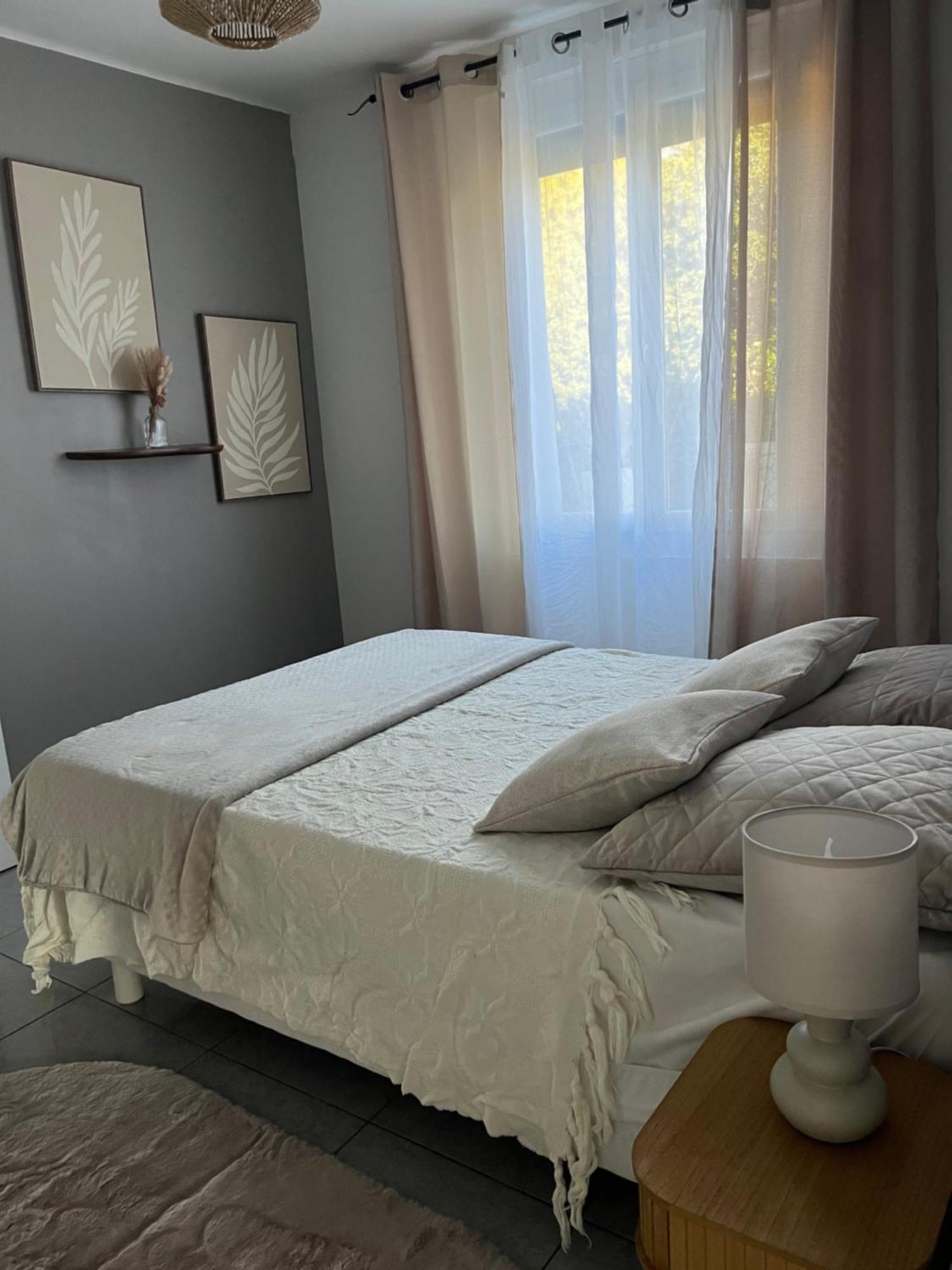 Villa Climatise Avec Piscine Et Jacuzzi 카르팡트라 외부 사진